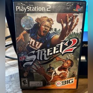 NFL Street 2 Sony PlayStation 2, 2004, LOOKS LIKE IT WAS RESURFACED! BUT WORKS!